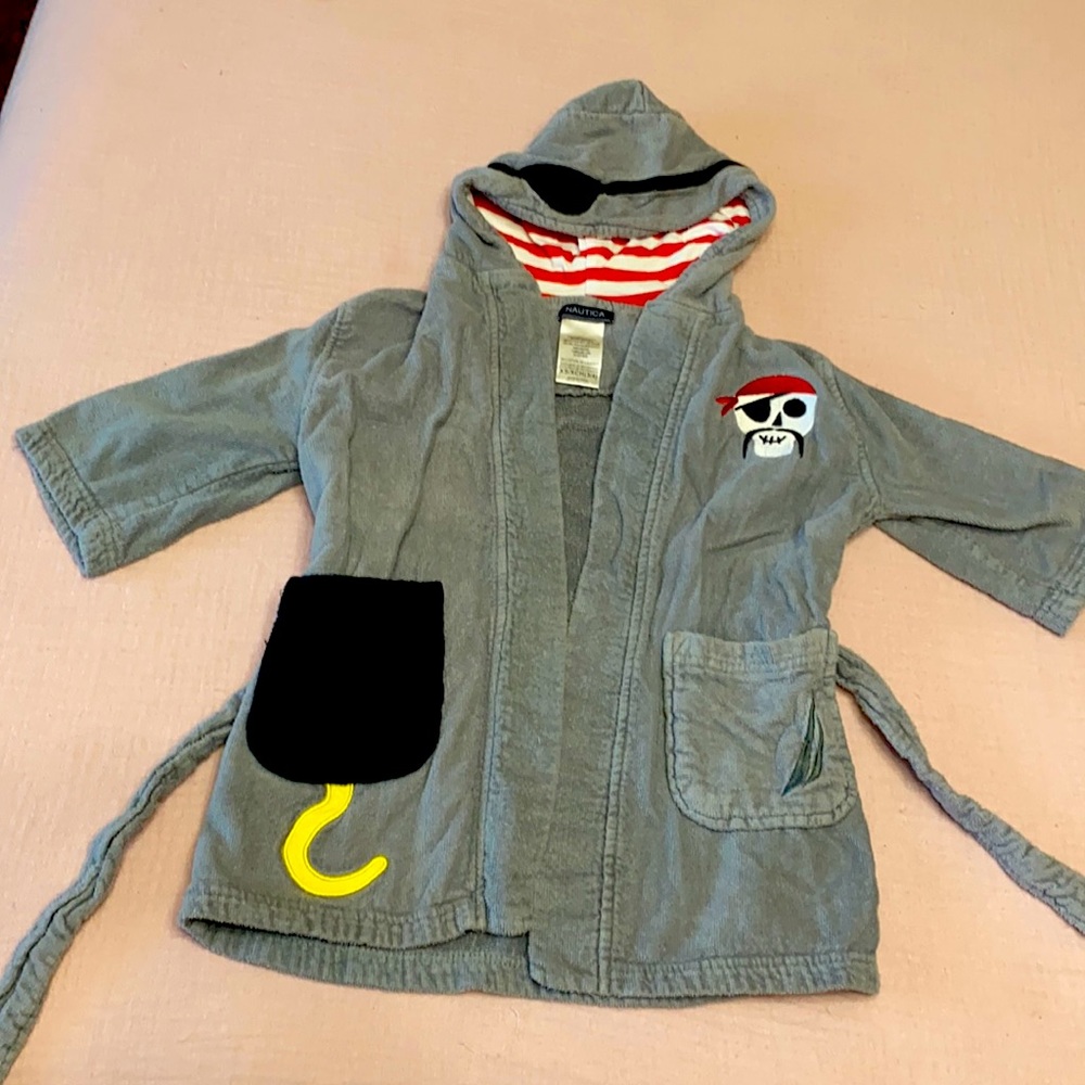 Nautica kids’ Pirate XS bath robe & beach cover up